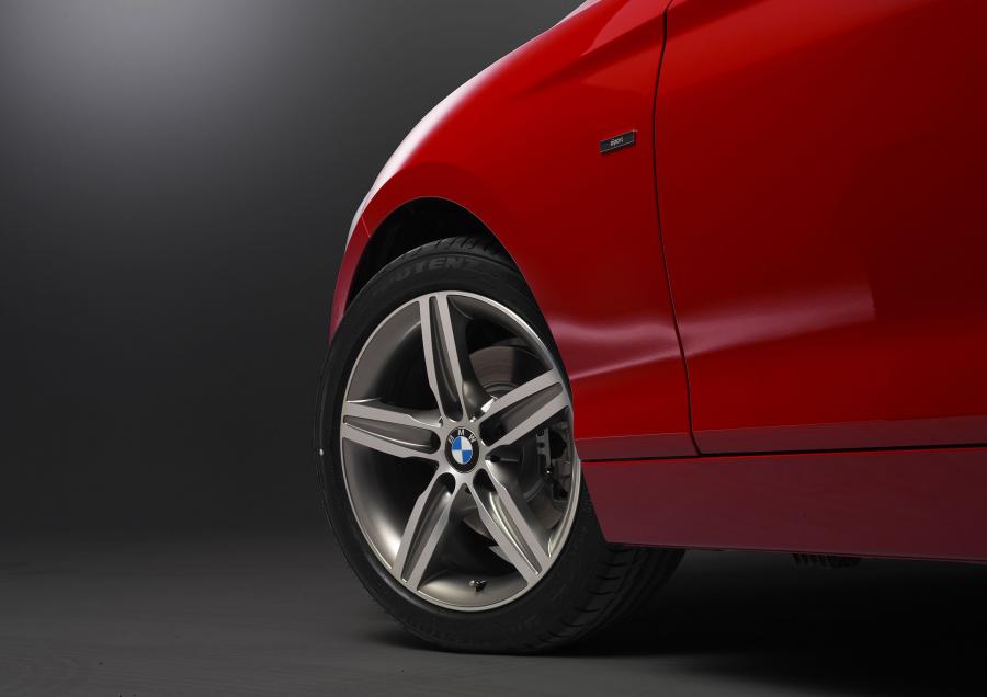  BMW 118i Sport Line 2011 года  (фото 141 из 185)